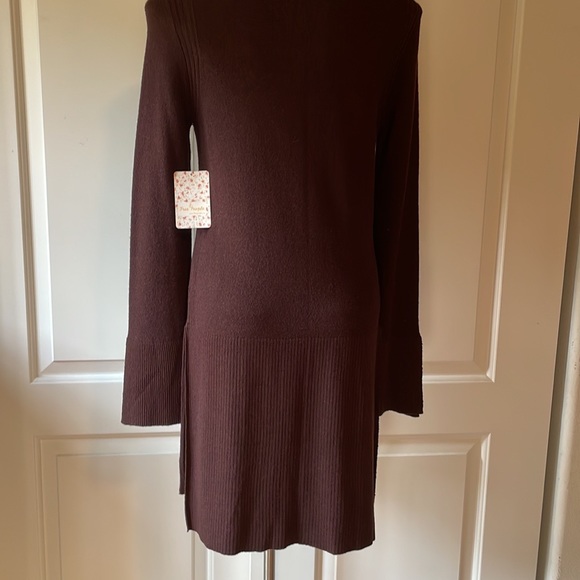 Free People *NWT* Tunic Sweater or Dress - Picture 4 of 9